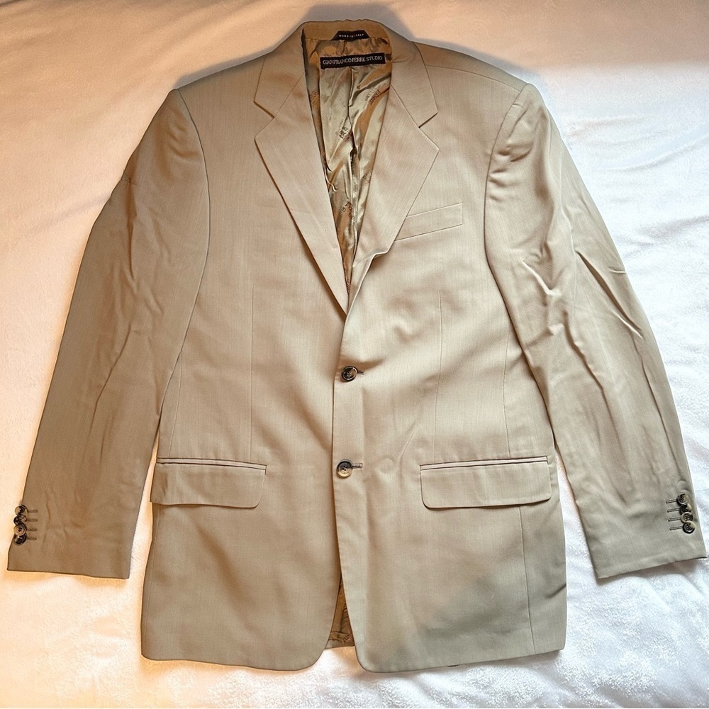 Vintage 90s Gianfranco Ferre Men's 100% Wool Beige Jacket 38 R blazer sport coat